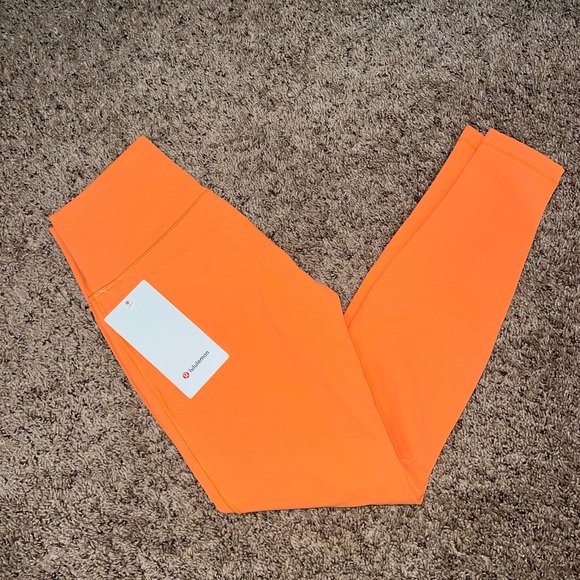 Lululemon Wunder Under High Rise Tight 28" Size 8 Luxtreme Orange Solar NWT $98 - Picture 2 of 5